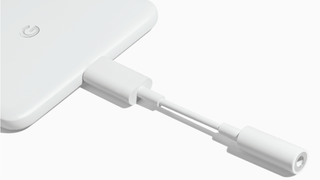 Google eliminó el puerto de auriculares del Pixel 2 al igual que el iPhone (pero sus adaptadores son mucho más caros)<em></em><em></em>